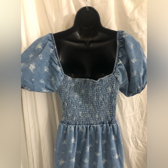 Denim printed puff sleeve smocked tiered boho long dress size large brand new - Picture 13 of 15